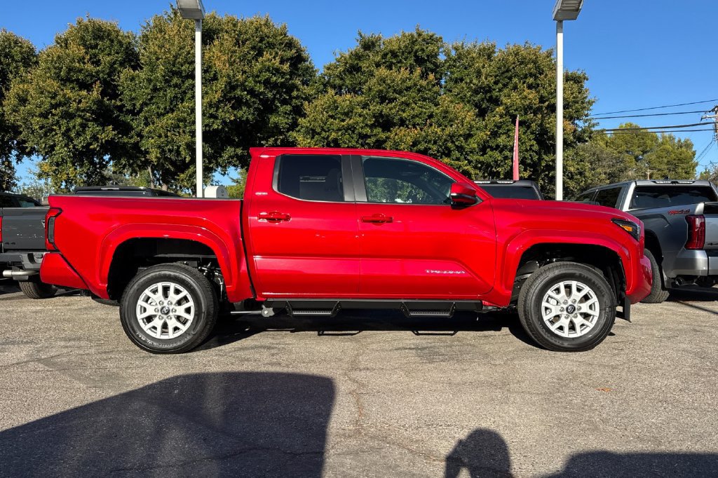 Certified 2025 Toyota Tacoma SR5 RWD image 2