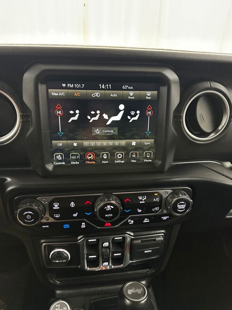 Used 2021 Jeep Wrangler Unlimited Sahara w/ Cold Weather Group image 22