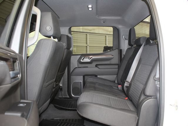 Used 2022 Chevrolet Silverado 1500 LT w/ Z71 Off-Road Package AWD/4WD image 19