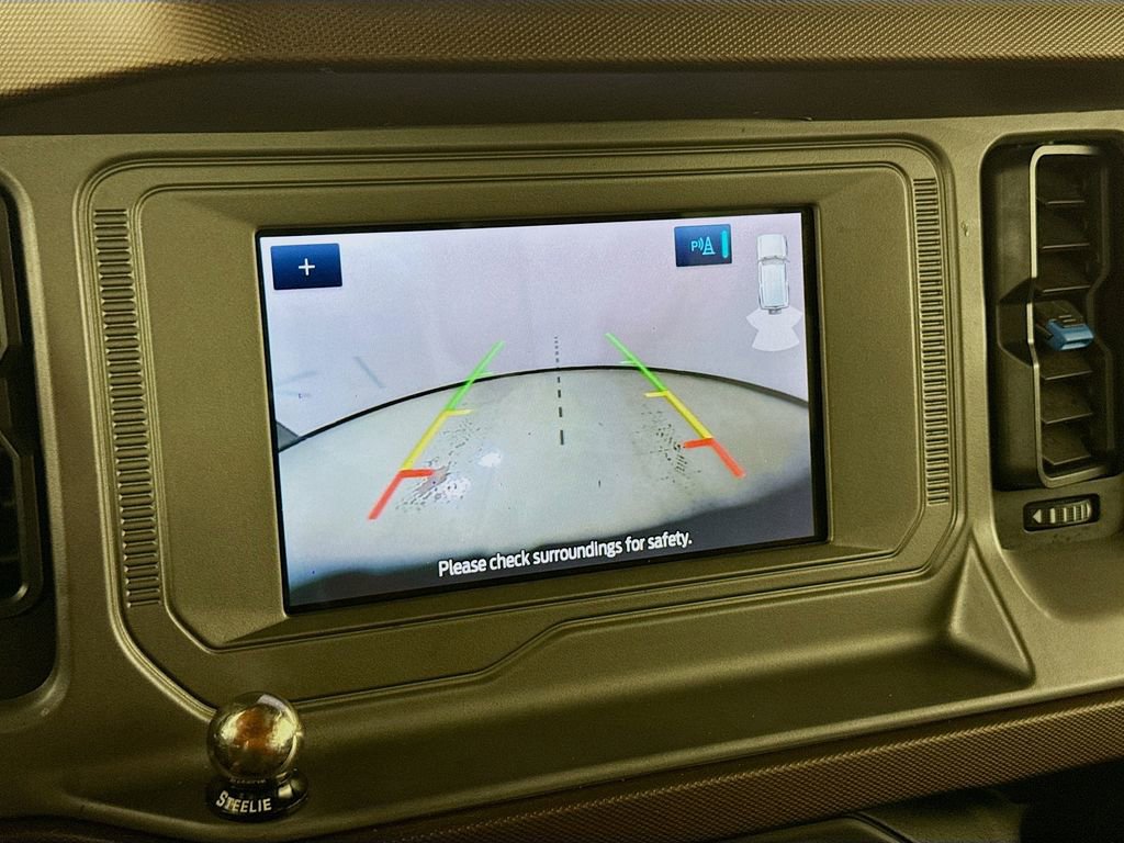 Used 2023 Ford Bronco Outer Banks image 14