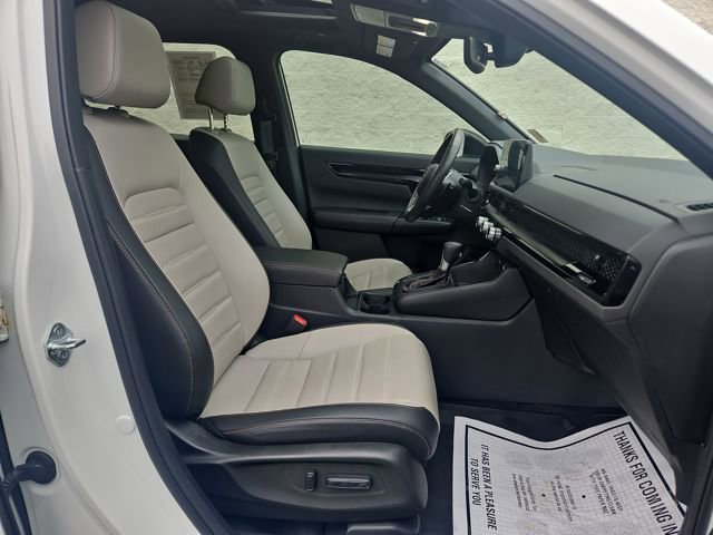 Used 2024 Honda CR-V Sport Touring image 32