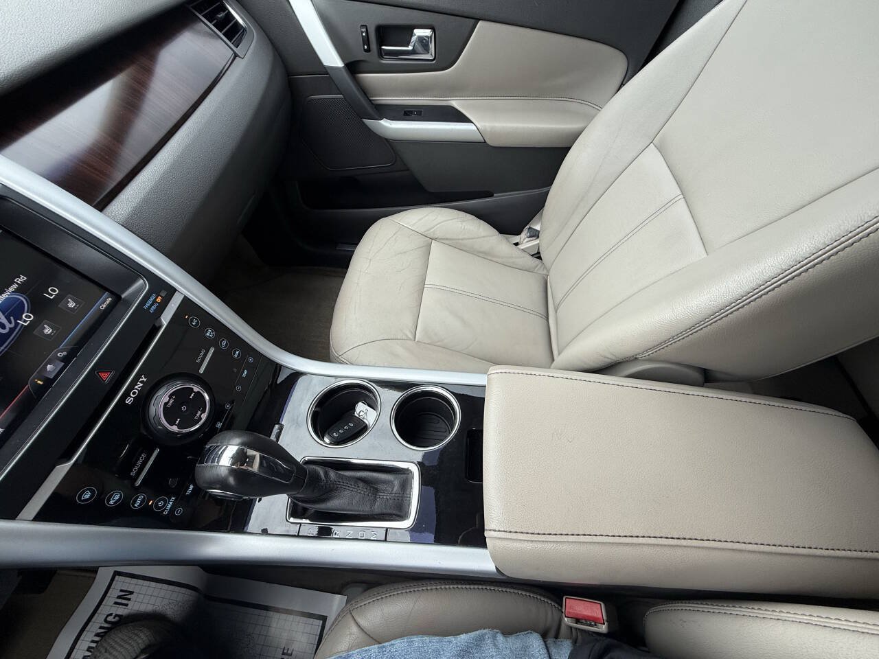 Used 2011 Ford Edge Limited w/ 302A Rapid Spec Order Code FWD image 26