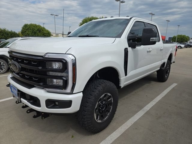 Used 2024 Ford F350 Lariat w/ Tremor Off-Road Package AWD/4WD image 3