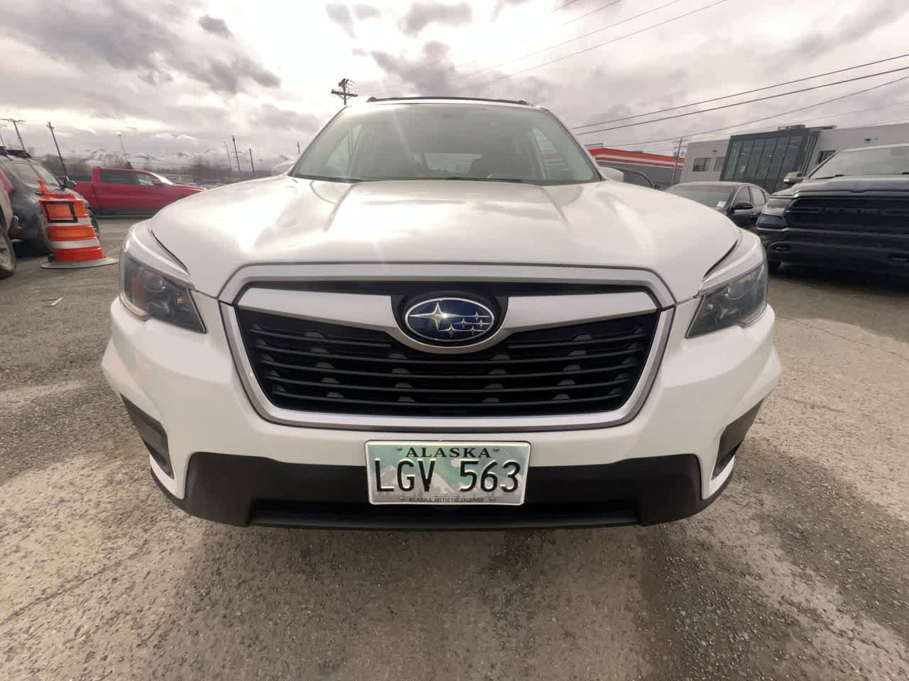 Used 2021 Subaru Forester Premium AWD/4WD image 29