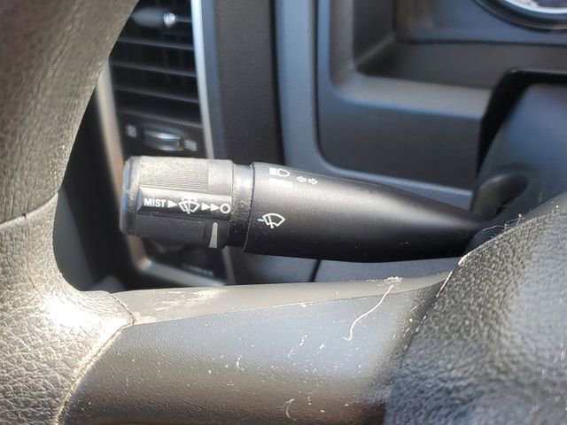 Used 2020 RAM 1500 Classic SLT image 14