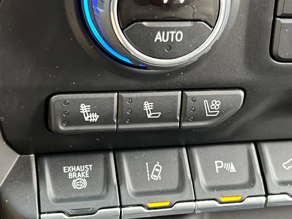 Certified 2022 Chevrolet Silverado 3500 LTZ w/ LTZ Premium Package image 35