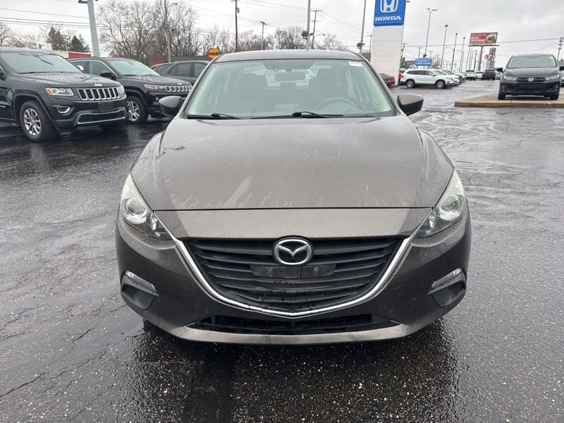 Used 2016 MAZDA MAZDA3 i Sport w/ Preferred Equipment Package image 2