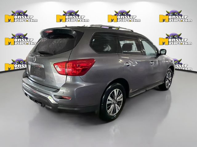 Used 2018 Nissan Pathfinder SL AWD/4WD image 4