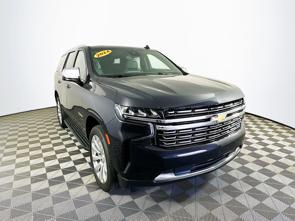 Used 2024 Chevrolet Tahoe Premier AWD/4WD image 2