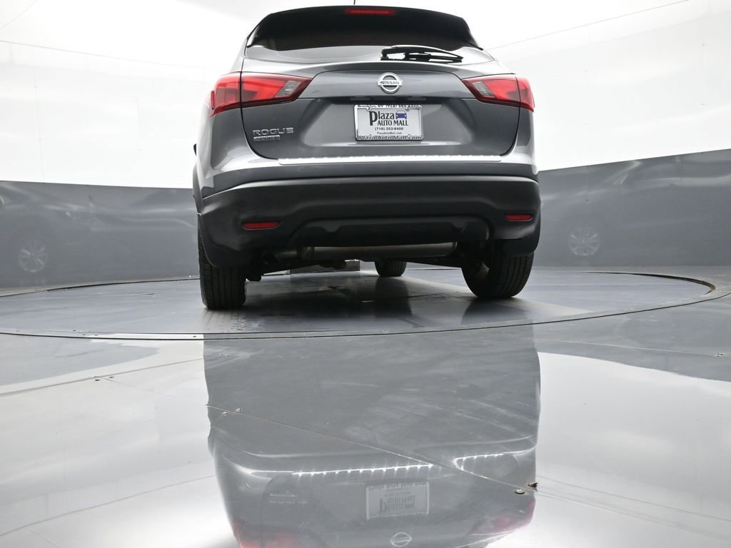 Used 2019 Nissan Rogue Sport S w/ Appearance Package FWD image 29