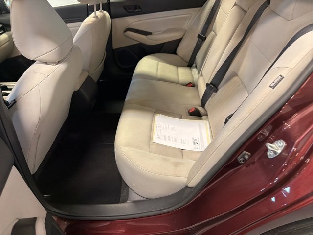 Used 2024 Nissan Altima 2.5 SV image 11