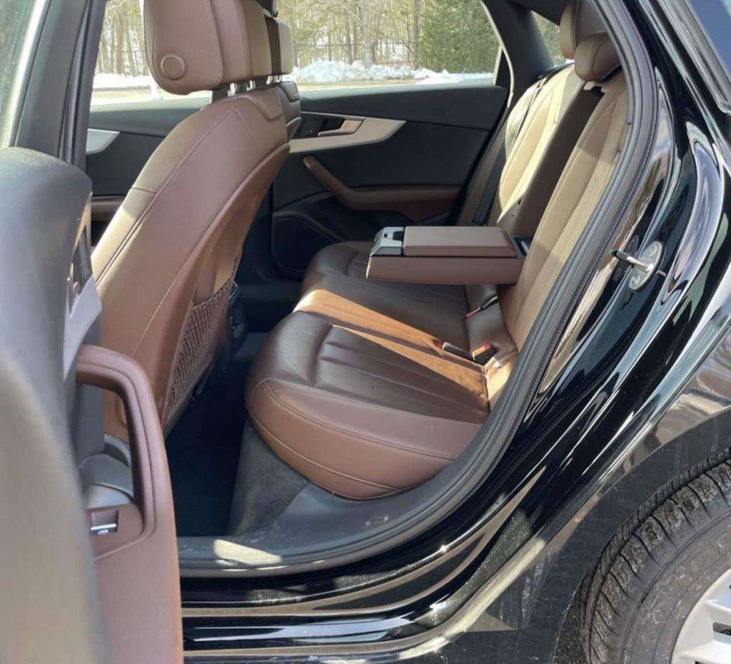 Used 2017 Audi A4 2.0T Premium image 2