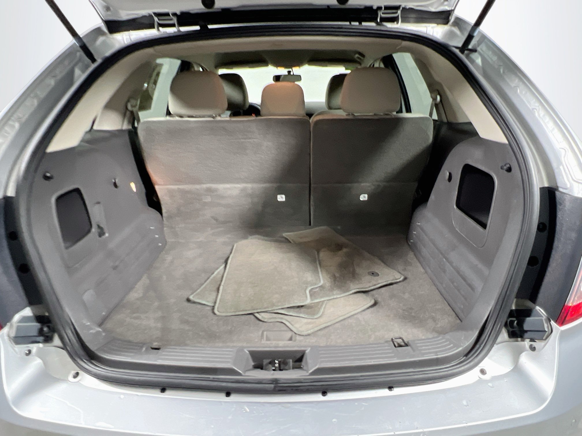 Used 2013 Ford Edge SE FWD image 33