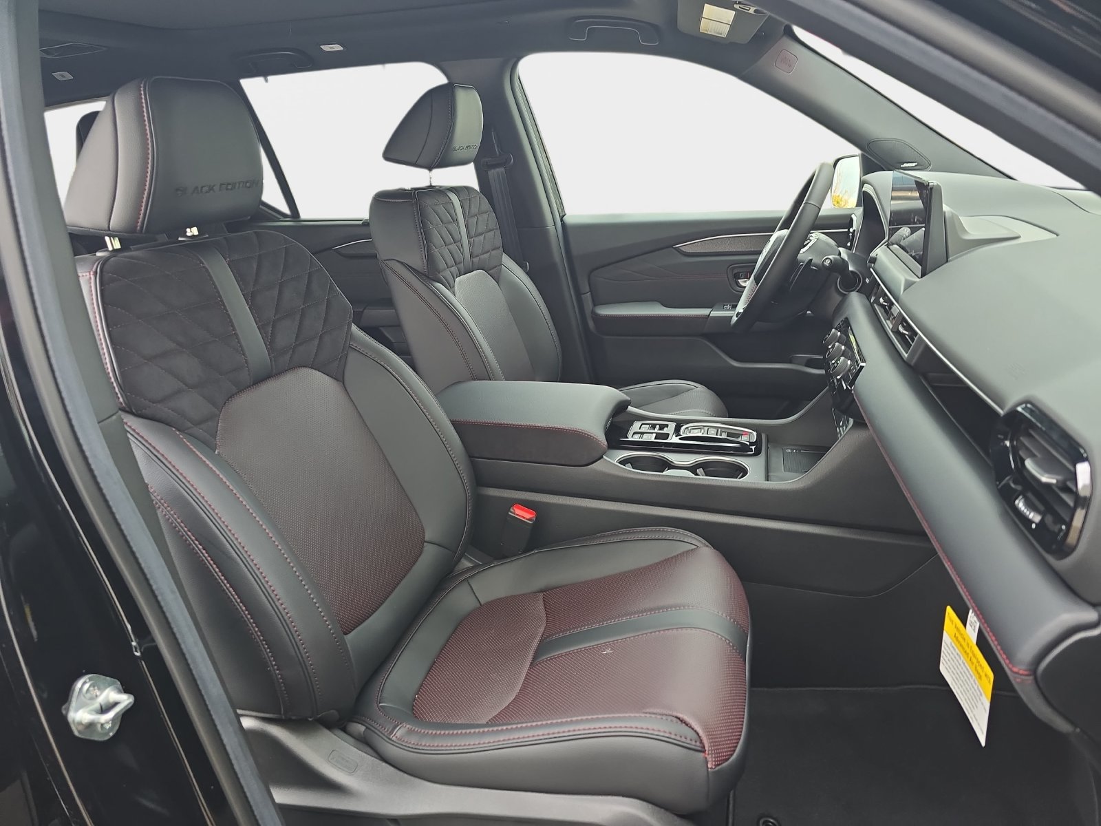 New 2026 Honda Pilot Black Edition image 10