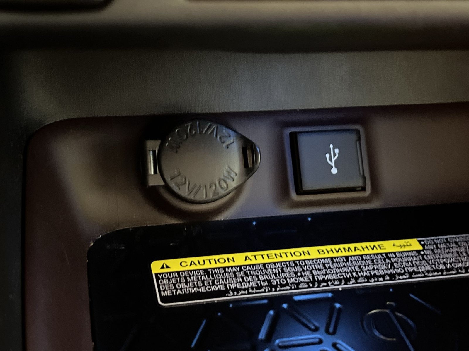 Used 2020 Toyota RAV4 Limited AWD/4WD image 34