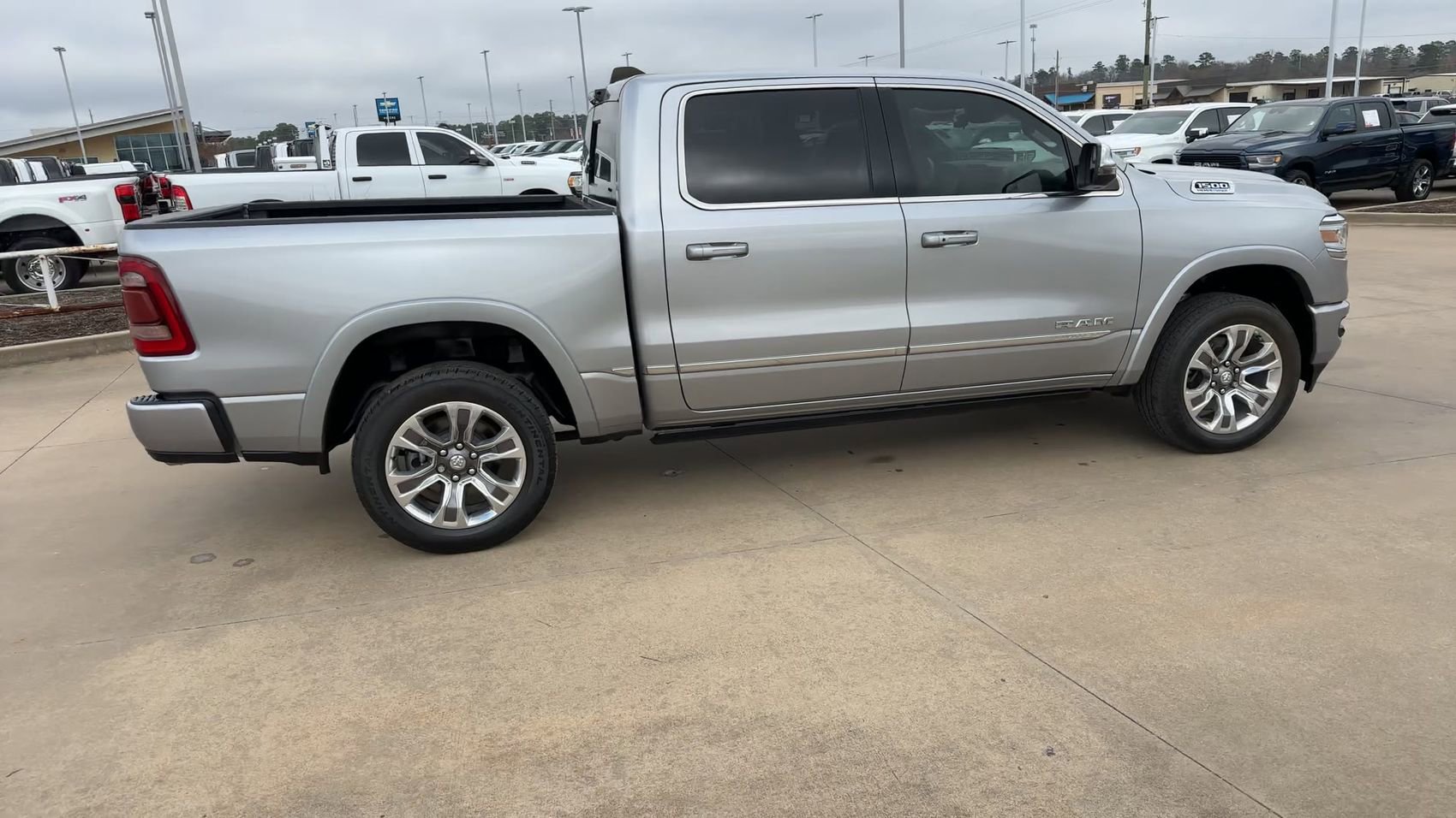 Used 2023 RAM 1500 Limited image 2