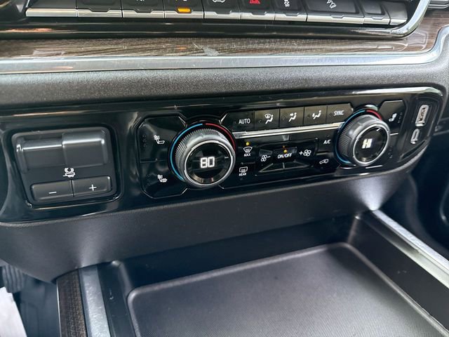 Used 2024 Chevrolet Silverado 2500 LT w/ Texas Edition image 19