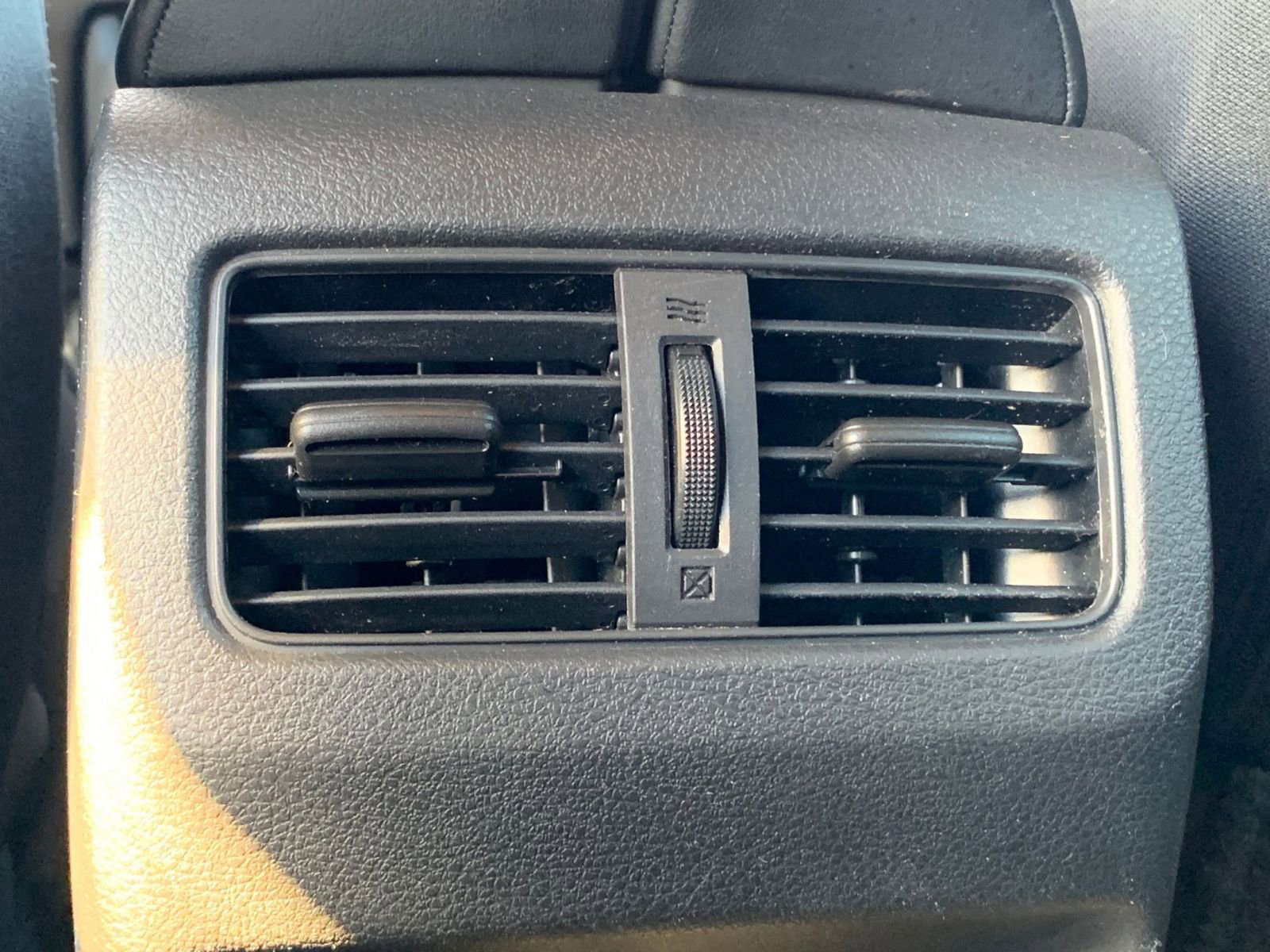 Used 2023 Nissan Rogue SV image 24