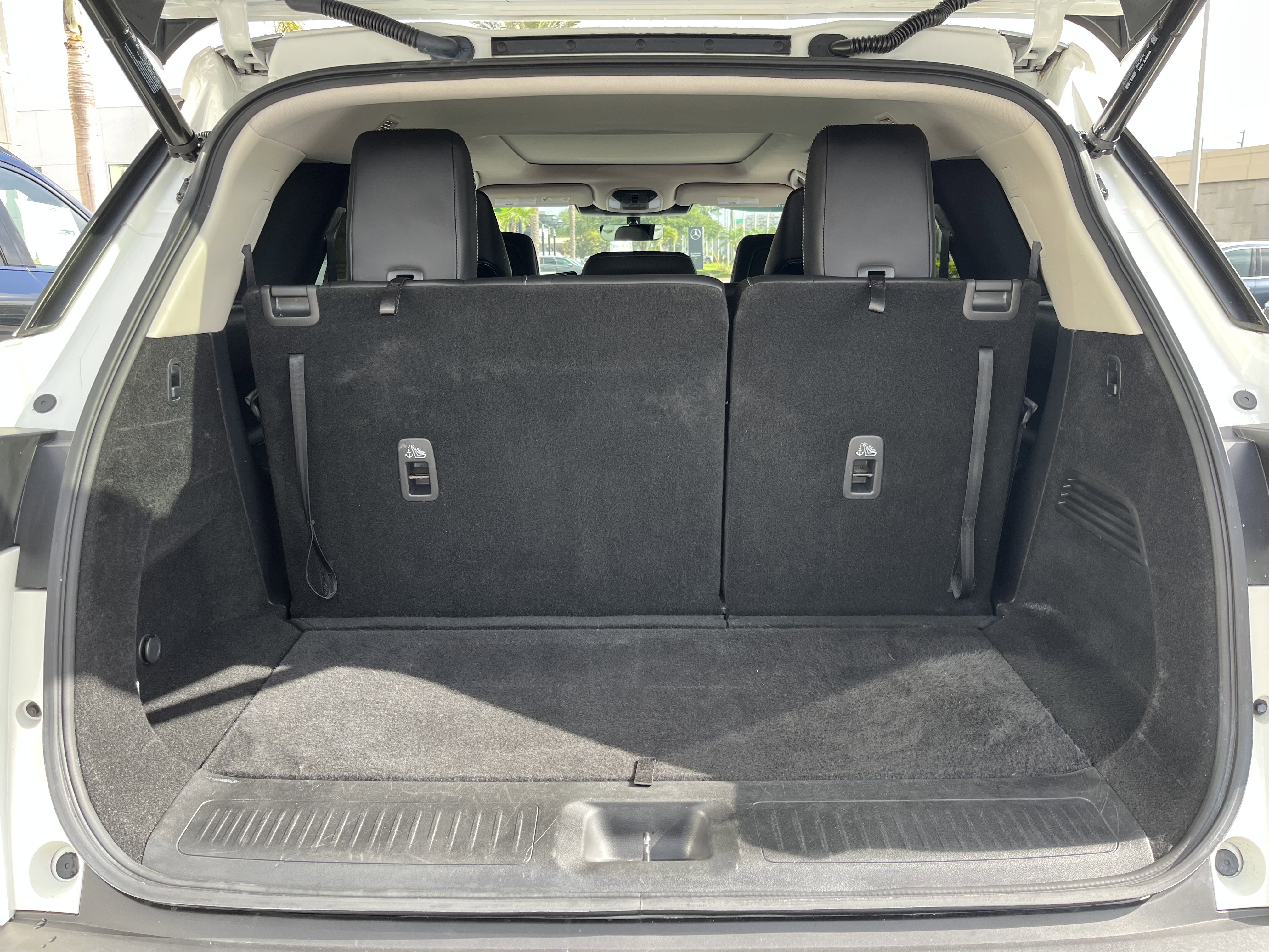 Certified 2024 INFINITI QX60 Luxe FWD image 19