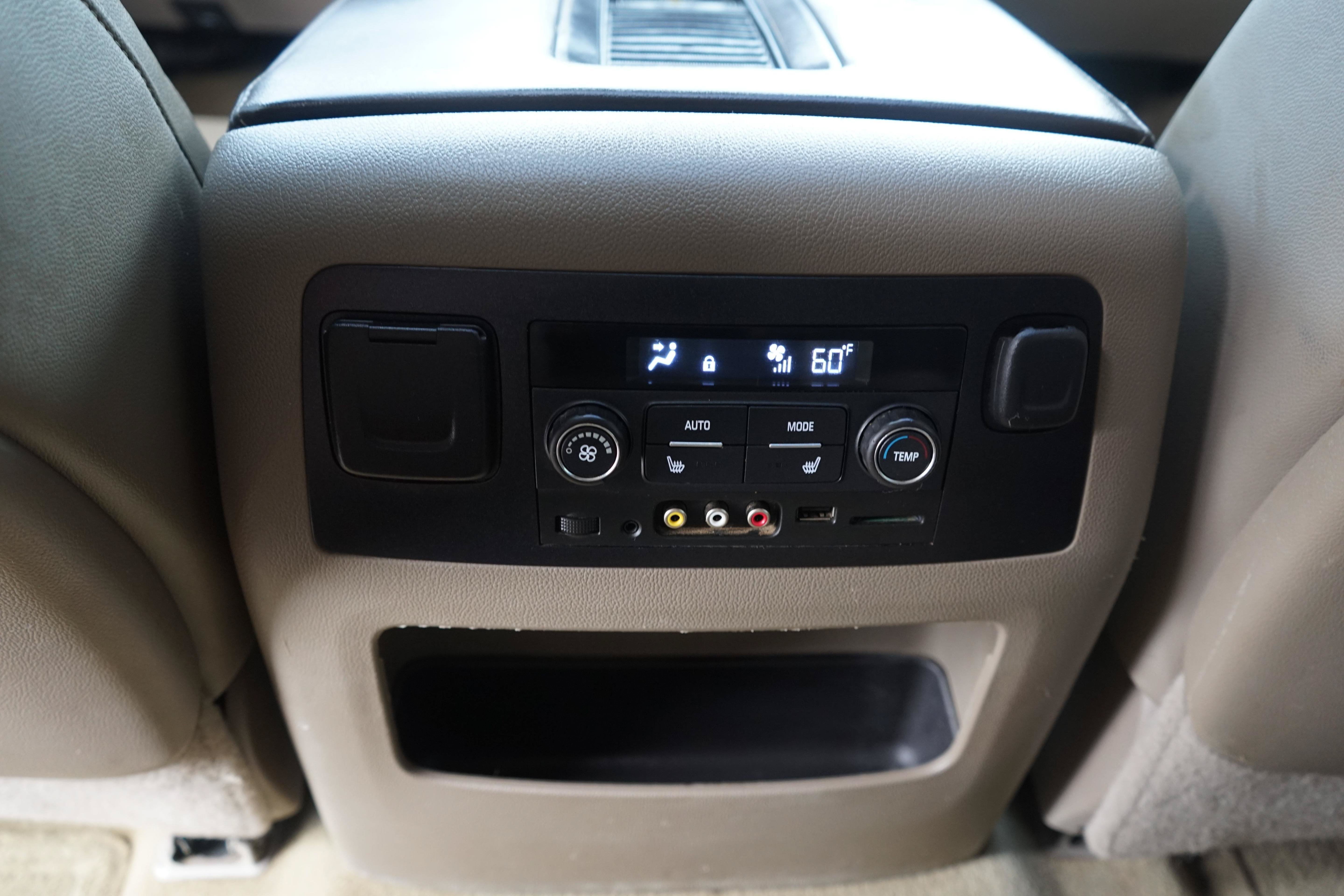 Used 2016 Chevrolet Tahoe LTZ AWD/4WD image 22