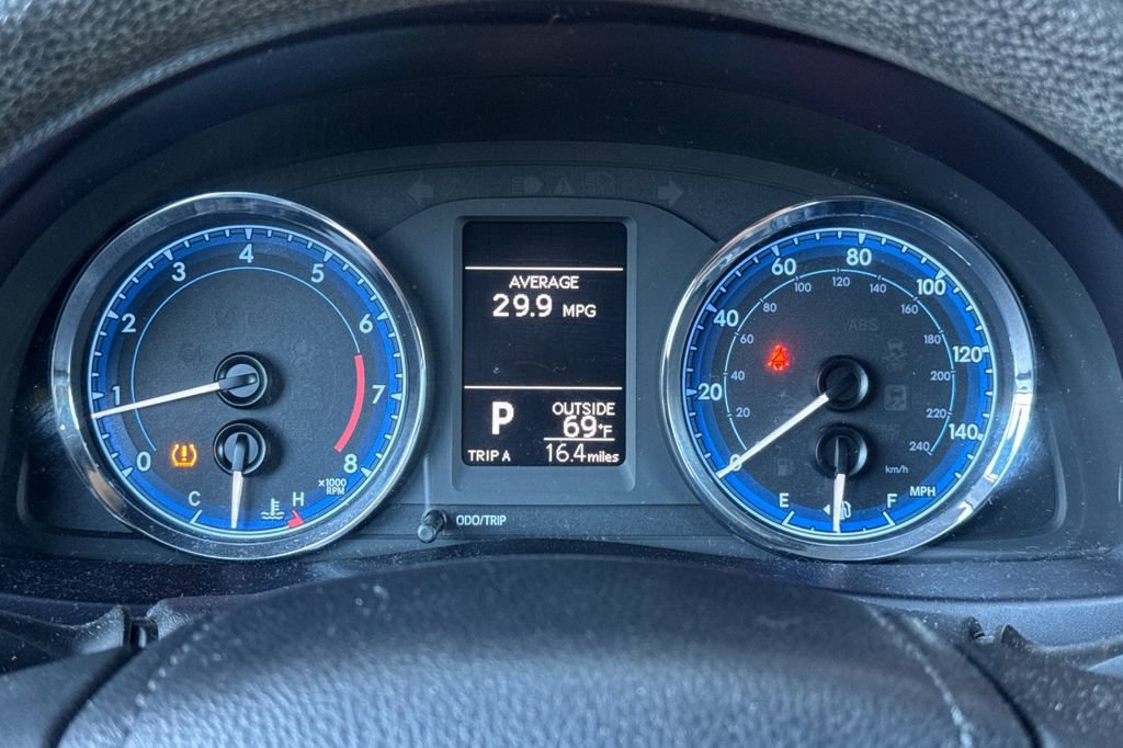 Used 2017 Toyota Corolla LE FWD image 21