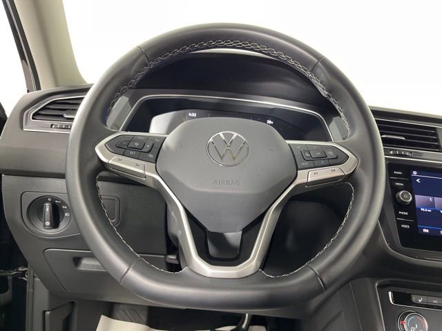 Used 2024 Volkswagen Tiguan S image 20