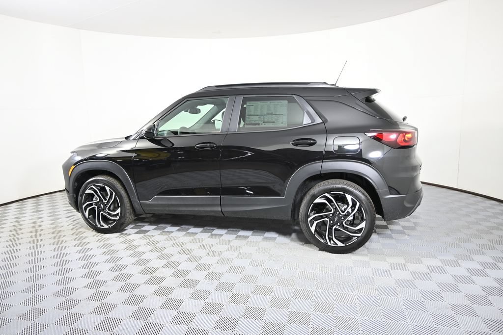 New 2026 Chevrolet TrailBlazer RS w/ Convenience Package AWD/4WD image 3