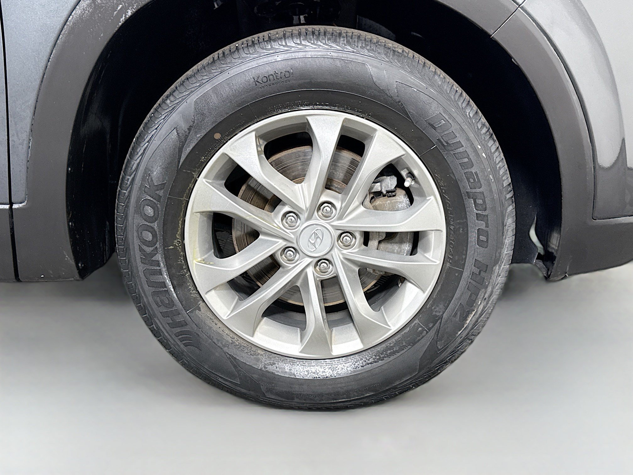 Used 2020 Hyundai Santa Fe SE FWD image 31