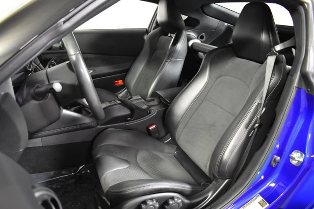 Certified 2024 Nissan Z Performance w/ Floor Mat Package RWD image 10