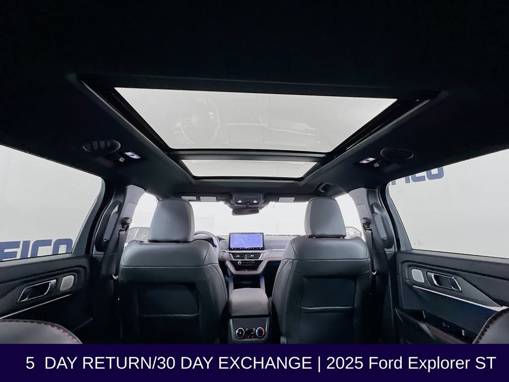 Used 2025 Ford Explorer ST w/ Sun And Sound Package AWD/4WD image 41