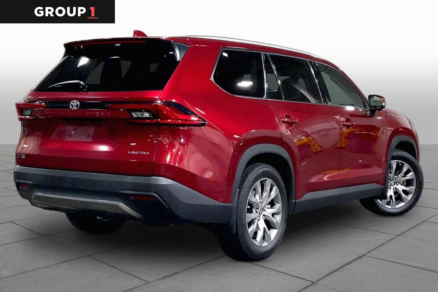 Used 2024 Toyota Grand Highlander Limited image 13