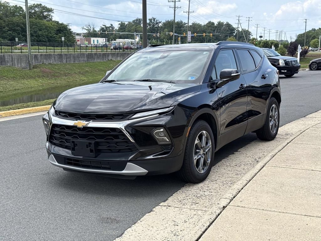 Used 2024 Chevrolet Blazer LT w/ Sound & Technology Package AWD/4WD image 20