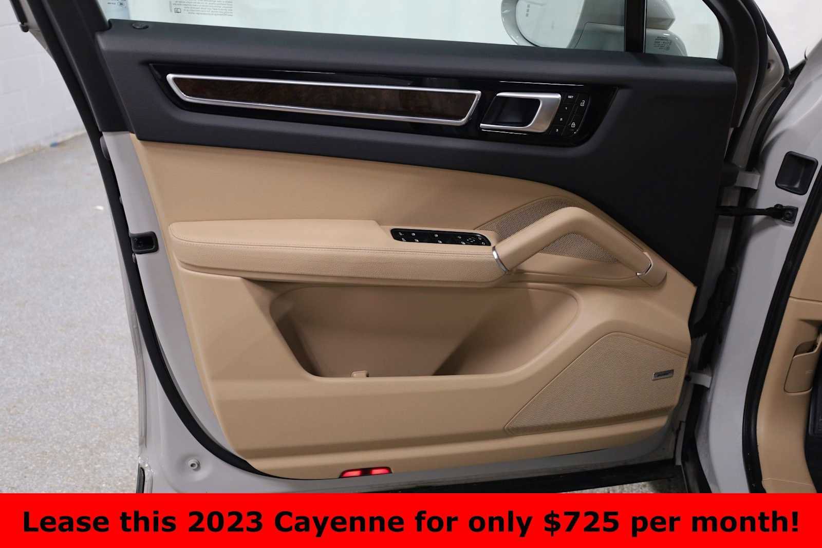 Certified 2023 Porsche Cayenne Platinum Edition image 16