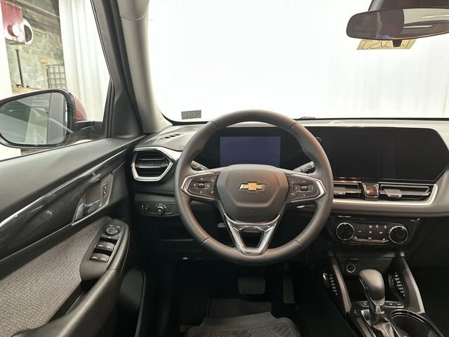 Used 2026 Chevrolet TrailBlazer LT w/ LT Cold Weather Package image 15
