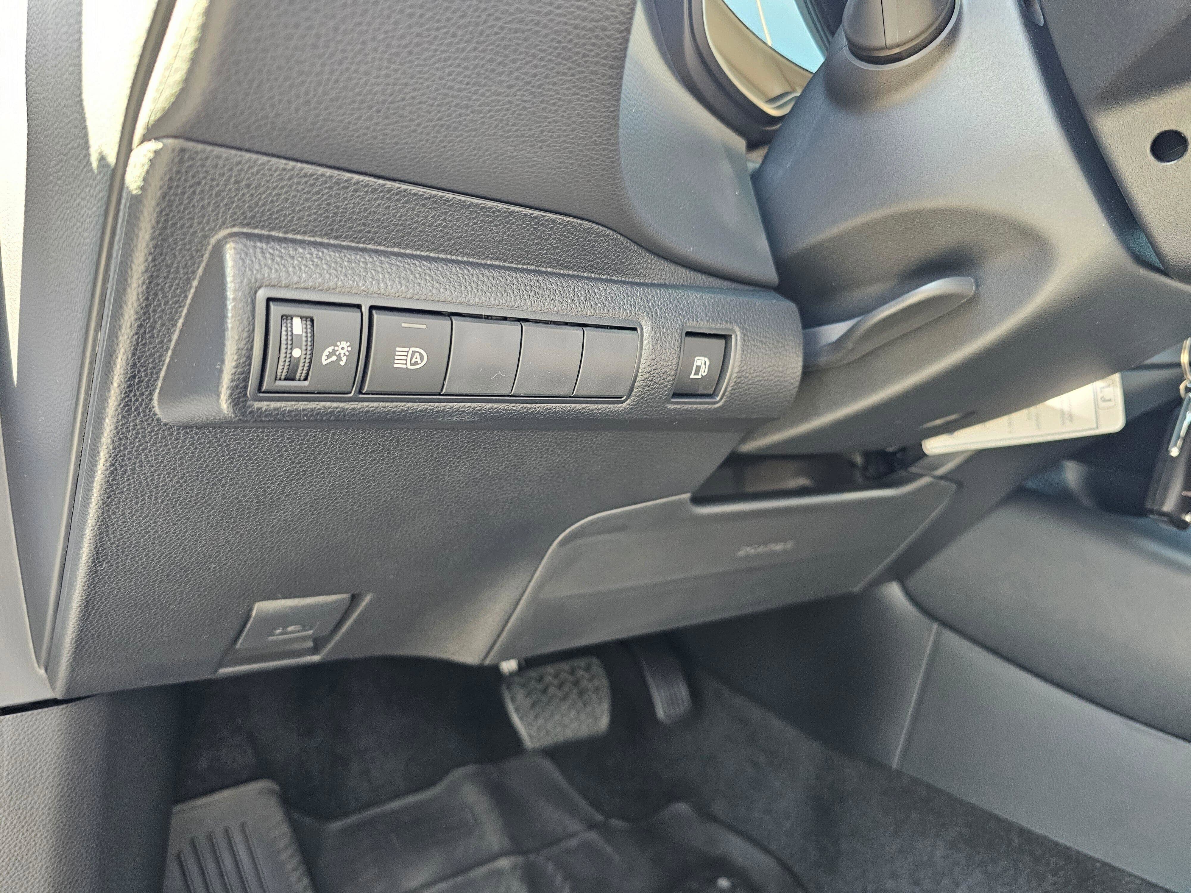 Used 2026 Toyota Corolla LE image 21