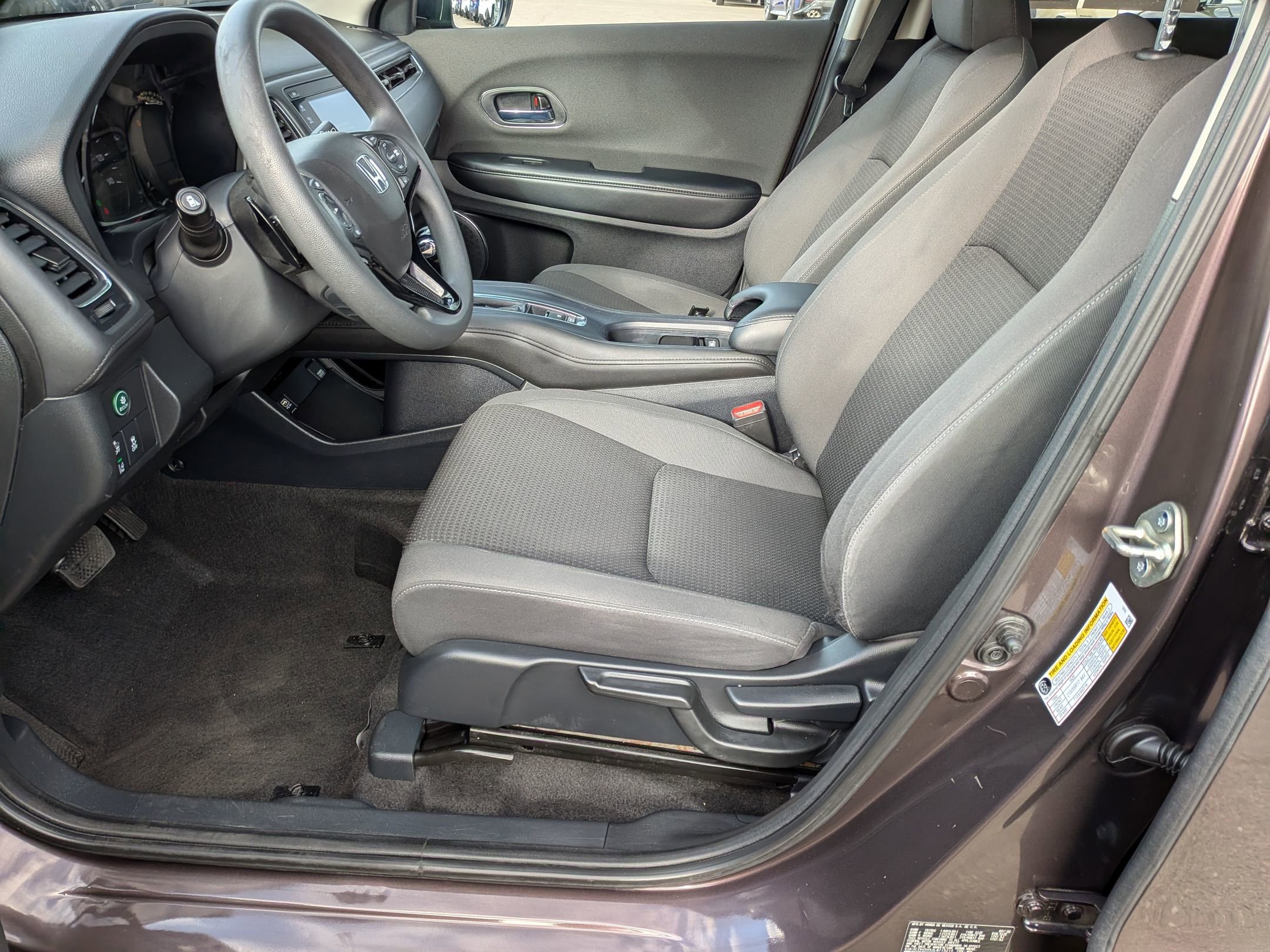 Used 2020 Honda HR-V EX image 11