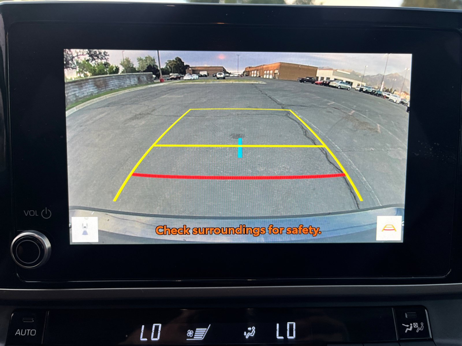 Used 2025 Toyota Camry SE FWD image 19