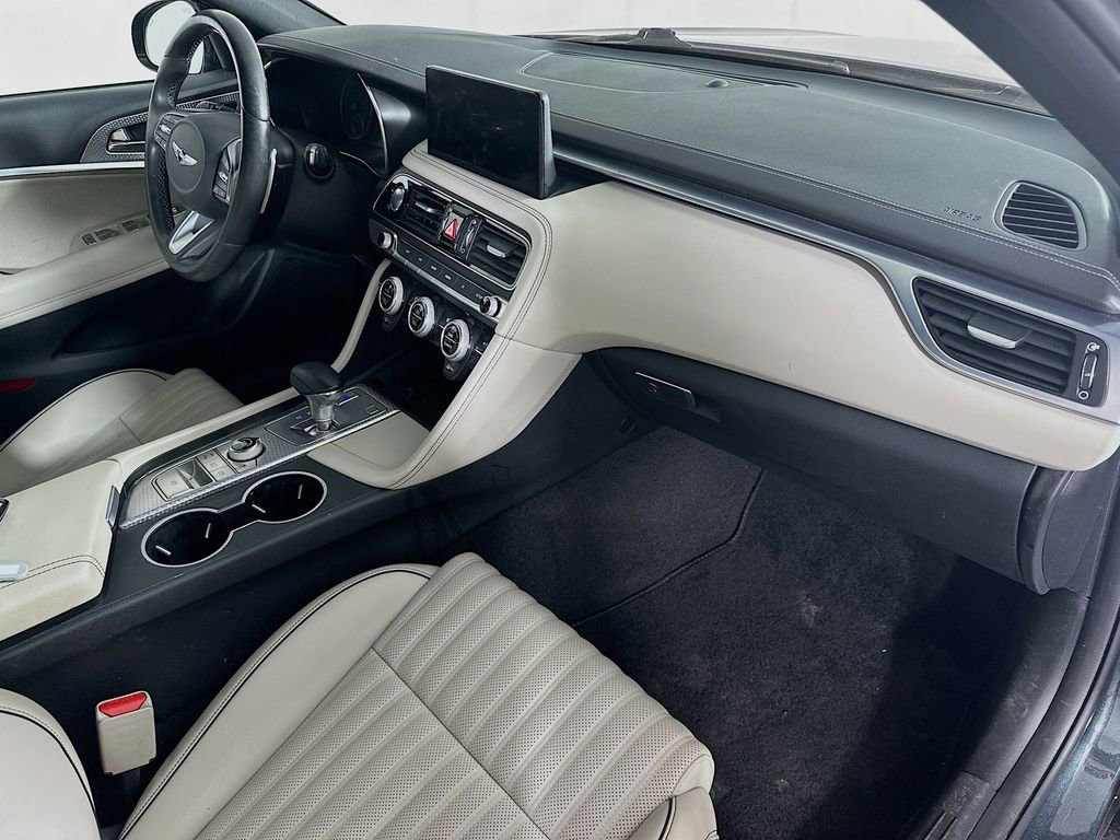 Used 2023 Genesis G70 2.0T w/ Sport Prestige Package image 32
