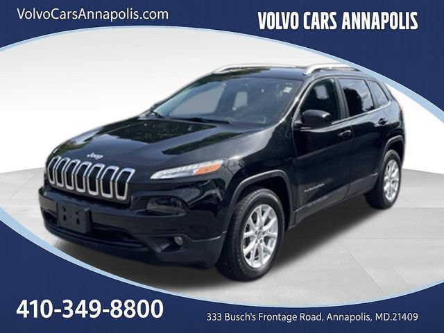Used 2017 Jeep Cherokee Latitude w/ Comfort/Convenience Group AWD/4WD image 3