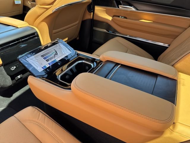 New 2026 Jeep Grand Wagoneer Summit AWD/4WD image 27