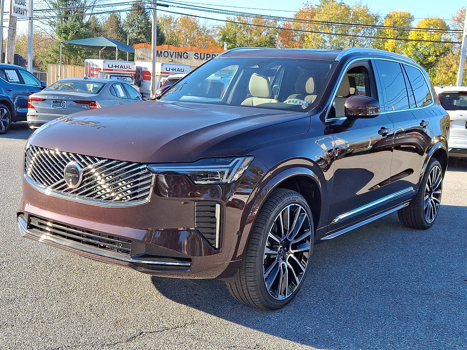 New 2026 Volvo XC90 B6 Plus w/ Protection Package Premier image 2