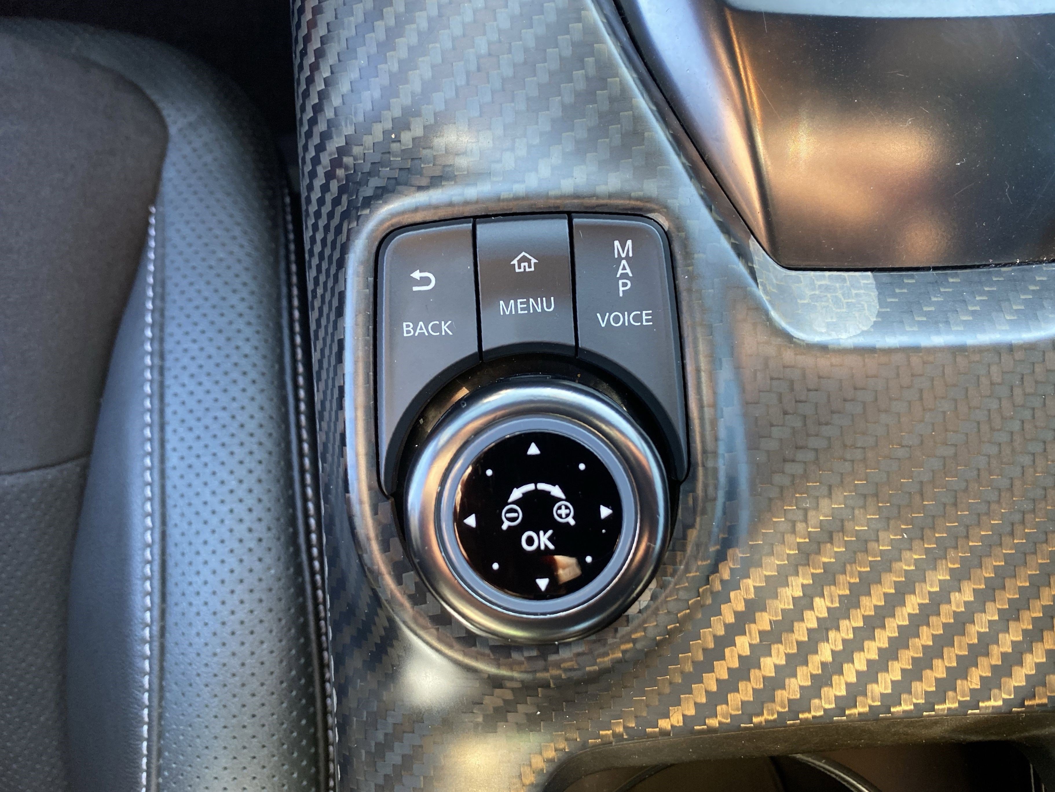 Used 2017 Nissan GT-R Premium image 41