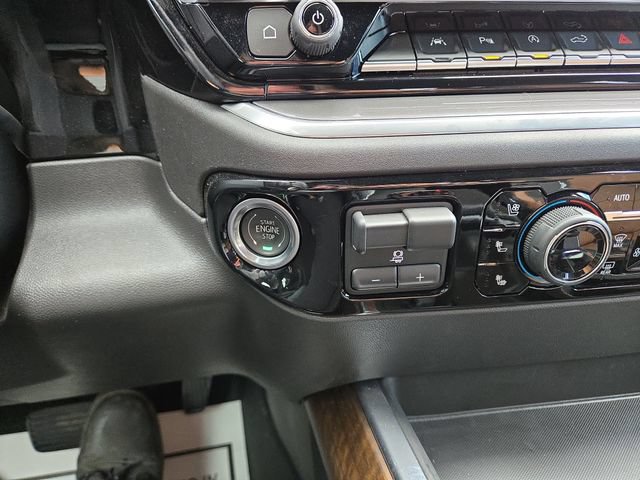 Used 2025 Chevrolet Silverado 1500 High Country w/ High Country Premium Package AWD/4WD image 22