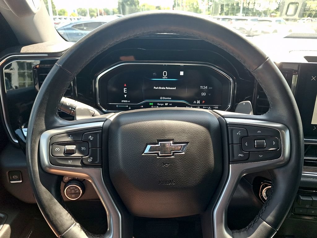 Used 2023 Chevrolet Silverado 1500 LT Trail Boss w/ LT Trail Boss Premium Package AWD/4WD image 19
