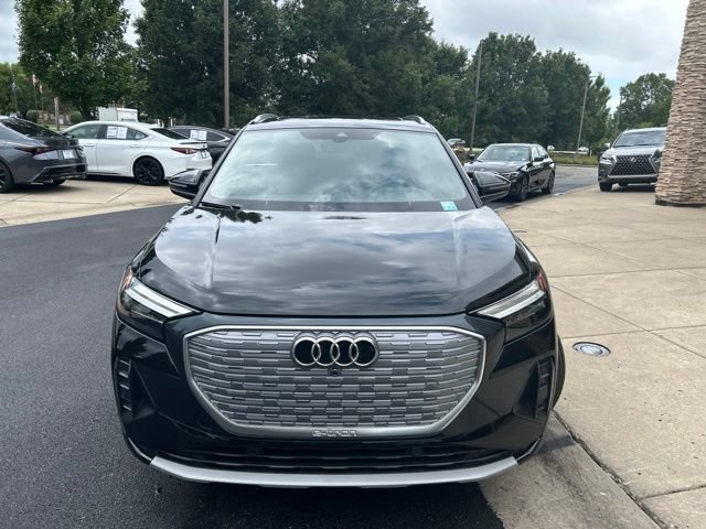 Used 2023 Audi Q4 e-tron Premium Plus w/ Premium Plus RWD image 2