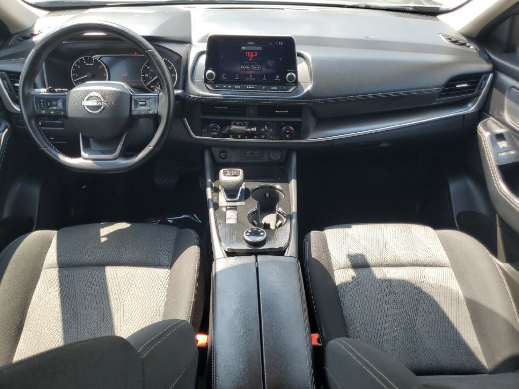 Used 2025 Nissan Rogue SV AWD/4WD image 11
