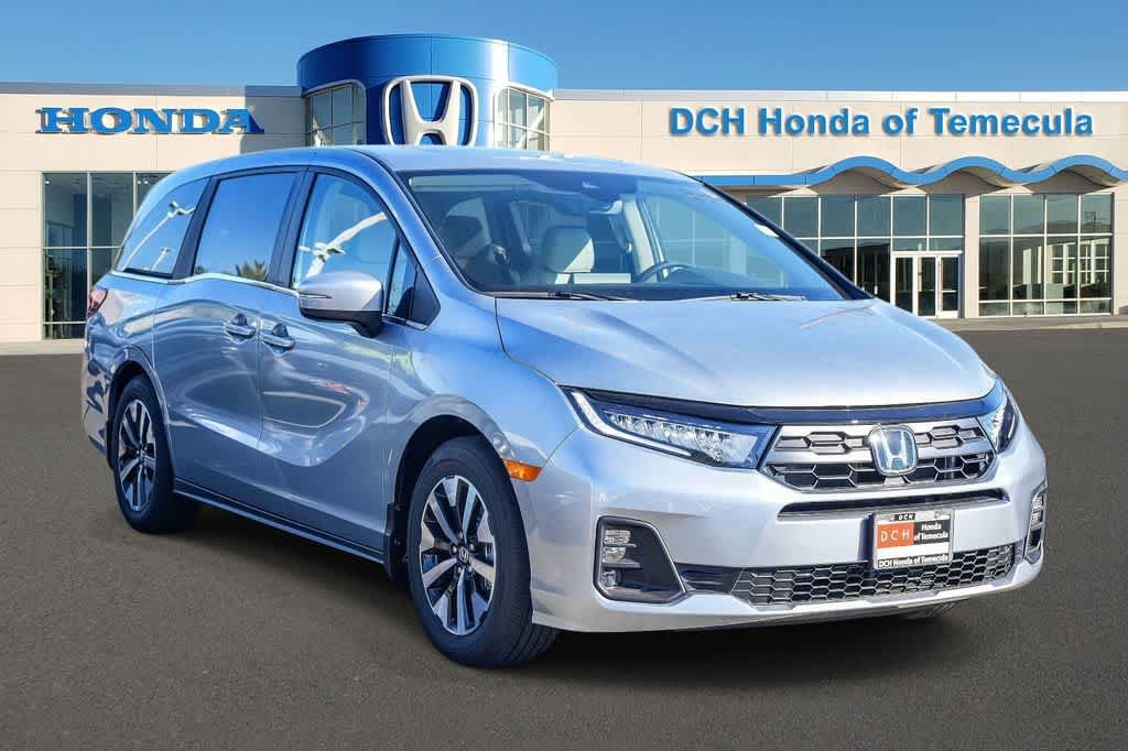 Certified 2026 Honda Odyssey EX-L image 3