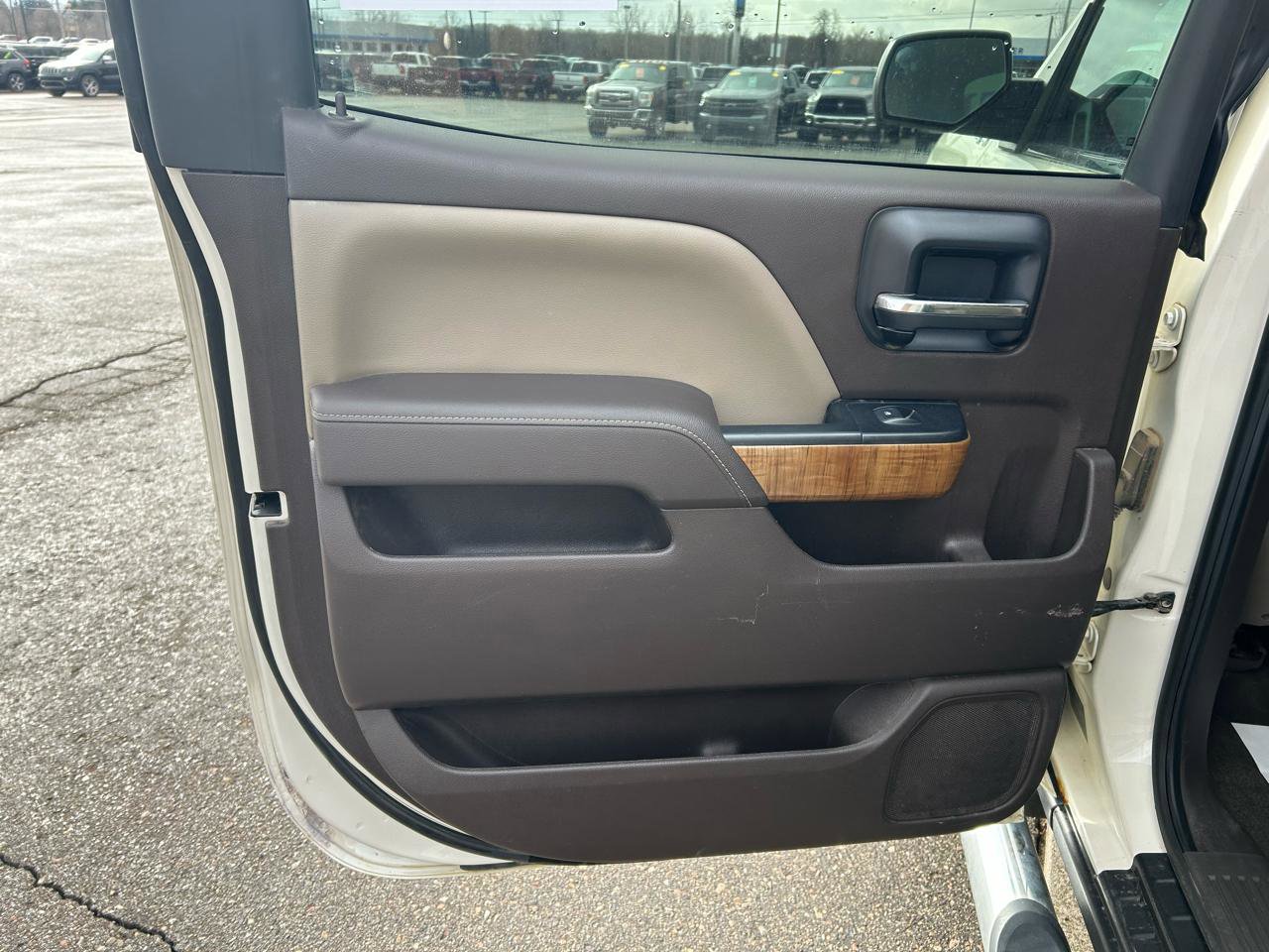 Used 2014 GMC Sierra 1500 SLT w/ SLT Preferred Package image 13