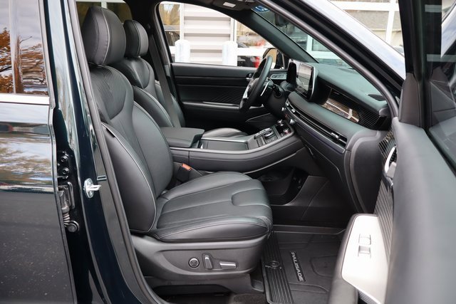 Used 2025 Hyundai Palisade Calligraphy image 36