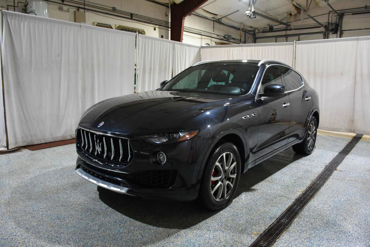 Used 2017 Maserati Levante w/ Luxury Package AWD/4WD image 26